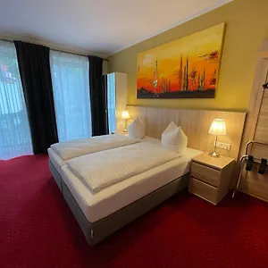 novum-hotel-plaza-dusseldorf-zentrum.dortmundhotels.net/